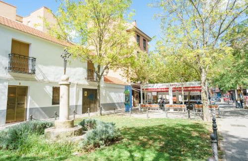 Ciudad Real House | Pet-Friendly Hostal Frasca: Family Comfort in Every Stay