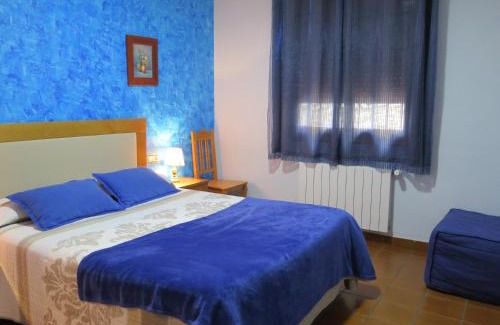 Gudar House | Discover Hostal Gúdar: Family-Friendly and Accessible Stay
