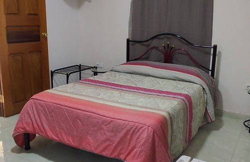 Cienfuegos Bed & Breakfast | Affordable Comfort at Hostal Hany Cienfuegos