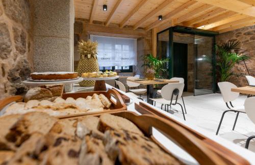 Caldas de Reis House | Discover Hostal Hcelenis: A Family-Friendly Retreat