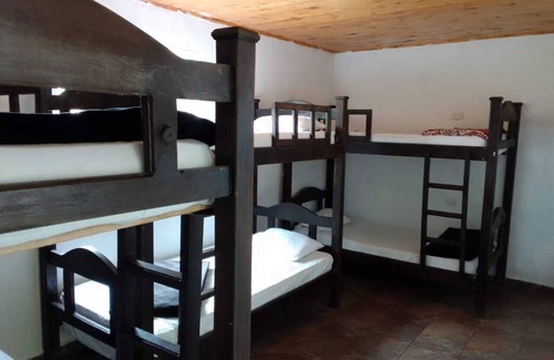 Capurgana Hotel | Hostal Hilltop Capurgana