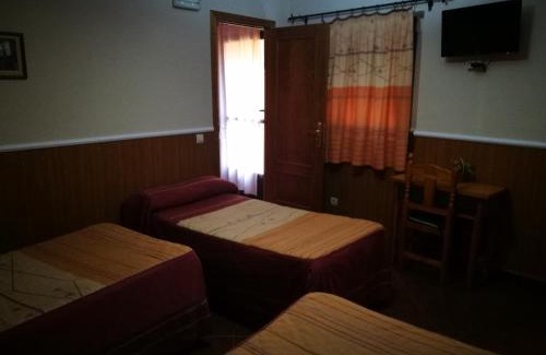 Trujillo House | Pet-Friendly Hostal Hueso with Breakfast & Family Amenities