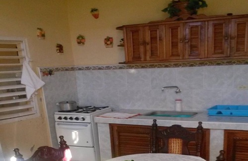 Trinidad House | Cozy Stay at Hostal Jorge TRINIDAD with Spa & Breakfast