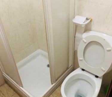 Fuentebureba House | Budget-Friendly Stay at Hostal Juli Bureba with Breakfast