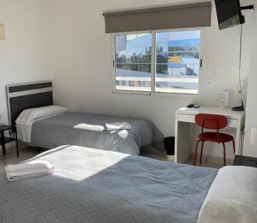 La Nucia House | Discover Hostal Kaizen: Family-Friendly with Kitchen Access
