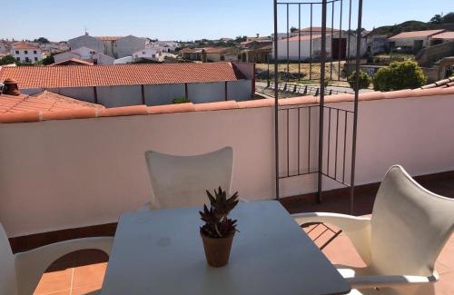 Malpartida de Caceres House | Family-Friendly Retreat at Hostal La Caballeriza