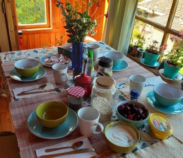 Conaripe Hotel | Cozy Hostal La Casa del Carpintero with Ocean Views