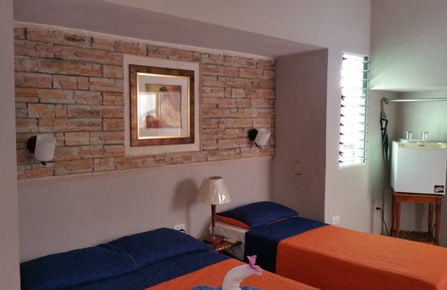 Cienfuegos House | Relax at Hostal La Cascada - Rated 9.2 with Spa & Dining