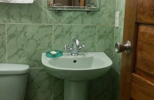 Cienfuegos House | Relax at Hostal La Cascada - Rated 9.2 with Spa & Dining