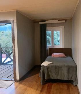 Ensenada House | Hostal La Casona Ensenada con parking