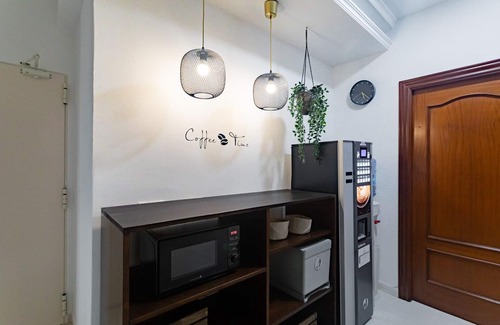 El Ejido Hotel | Cozy Hostal La Costa: Top-Rated Stay with Spa & Breakfast