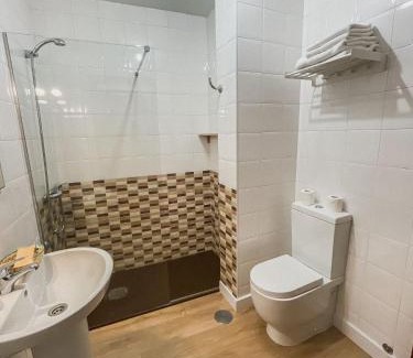 Ferrol House | Affordable Comfort at Hostal La Frontera with Pool Access