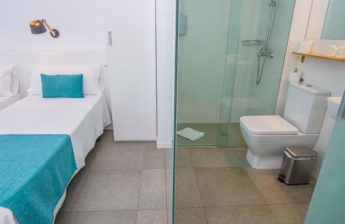 Carboneras House | Oceanfront Comfort at Hostal La Isla - Rated 9.2/10