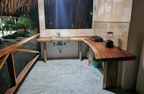 San Pedro Pochutla House | Hostal La Redonda