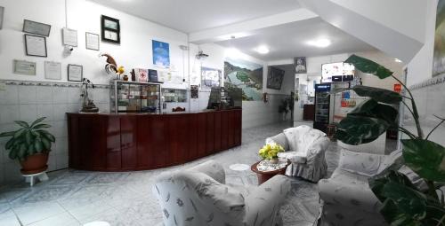 Jaen House | Budget-Friendly Hostal Las Palmeras - Rated 10/10!