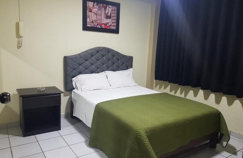 San Martin de Porres House | Budget-Friendly Stay at Hostal Lima Norte with Breakfast