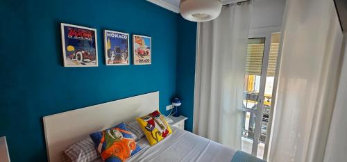 Nerja City Centre Hotel | Budget-Friendly Hostal Luna de Nerja with Family Amenities