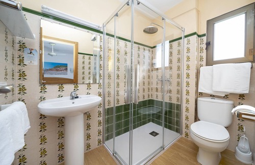 Sant Antoni de Portmany House | Exceptional Stay at Hostal Manolita with Ocean View Spa
