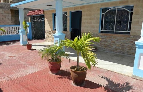 Municipality of Cienaga de Zapata House | Budget-Friendly Stay at Hostal Mar Azul with Spa & Breakfast