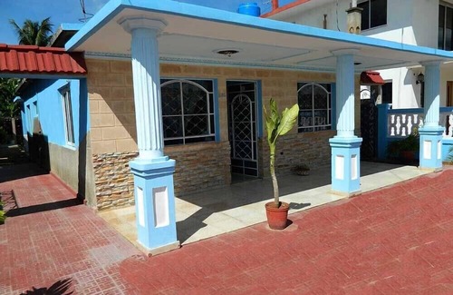 Municipality of Cienaga de Zapata House | Budget-Friendly Stay at Hostal Mar Azul with Spa & Breakfast