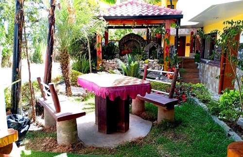 Tababela House | Pet-Friendly Hostal Mariscal Sucre: Ideal for Families