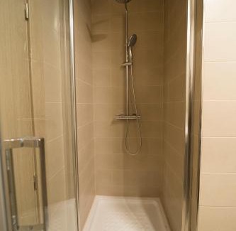 Villafranca House | Comfortable Stay at Hostal Martínez with Restaurant & Breakfast