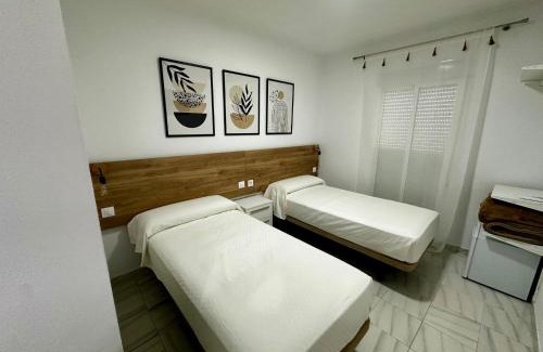 Jedula House | Highly Rated Hostal Merino Jédula: Family-Friendly Retreat