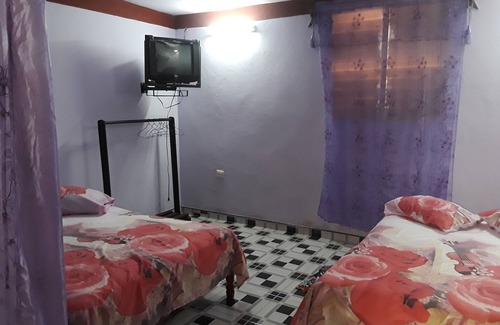 Jaguey Grande House | Ocean View Retreat at Hostal Mirta y Vladi