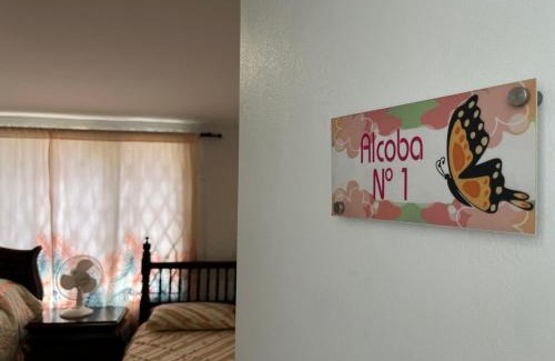 Santa Fe House | Experience Comfort at Hostal Monarca - 5 Star Retreat