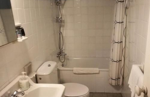 Arbucies Hotel | Pet-Friendly Retreat at Hostal Montsoliu with Ocean View