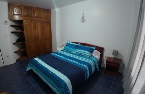 Puerto Villamil Hotel | Budget-Friendly Hostal Poseidon with Family Amenities