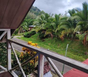Almirante House | Hostal Ojo de Agua