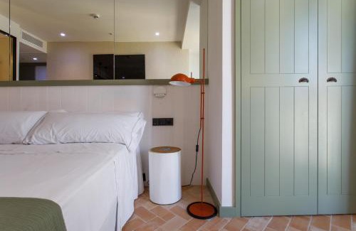Sant Antoni de Calonge House | Oceanfront Retreat at Hostal Olga - Rated 8.1/10