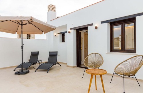 Peniscola Old Town House | Discover Hostal Peñiscola - Guest Rated 9.2/10