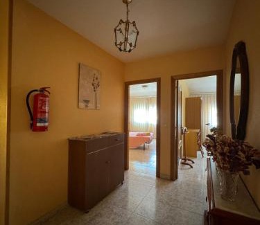 Fabero House | Budget-Friendly Stay at Hostal Pensión LA TORRE
