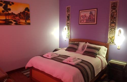 Yumani House | Oceanfront Hostal Phaxsi with Breakfast & Hot Tub Amenities