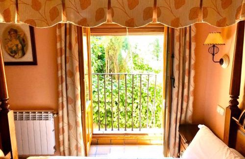 Sepulveda House | Inviting Hostal Posada La Panadera - Family-Friendly Stay