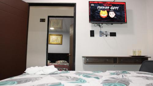 Florencia House | Affordable Family-Friendly Stay at Hostal Queens Deluxe