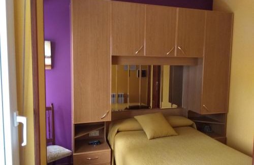 Laxe House | Oceanfront Hostal Residencia Bahía: Rated 9/10 by Guests