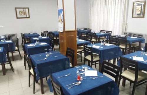 Astorga House | Budget-Friendly Hostal Residencia Delfin with Family Amenities