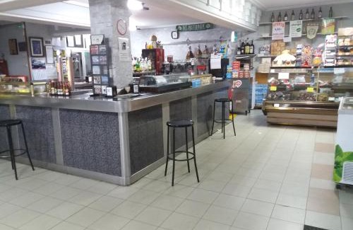 Astorga House | Budget-Friendly Hostal Residencia Delfin with Family Amenities