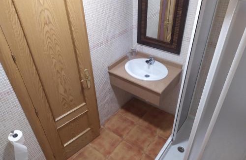 Villarrubio House | Budget-Friendly Stay at Hostal Restaurante Bustos