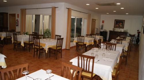 Villarrubio House | Budget-Friendly Stay at Hostal Restaurante Bustos