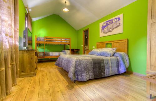 Sosas de Laciana House | Cozy Hostal Rural La Tintoreria: Family-Friendly Retreat