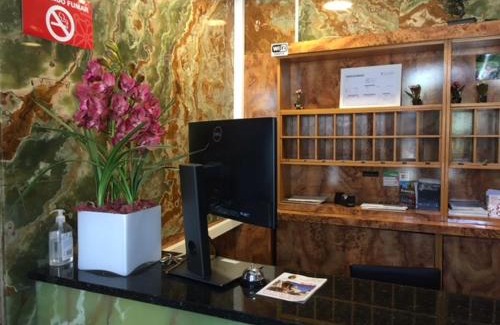 Oricain House | Budget-Friendly Hostal Rural Oricáin with Family Amenities