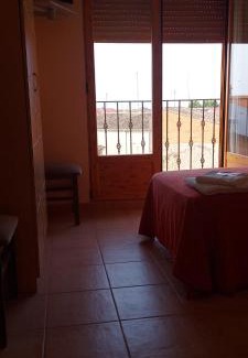 El Herrumblar House | Budget-Friendly Stay at Hostal San Julian with Breakfast