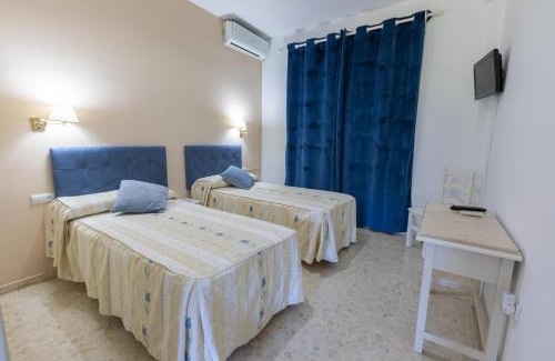 Almodovar del Rio House | Pet-Friendly Hostal San Luis with Breakfast & Great Amenities