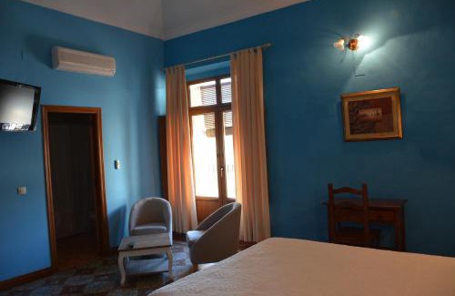 Trujillo House | Family-Friendly Hostal San Miguel with High Guest Ratings
