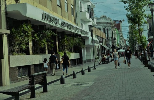 Santa Fe Hotel | Comfortable Retreat at Hostal Santa Fe De La Veracruz