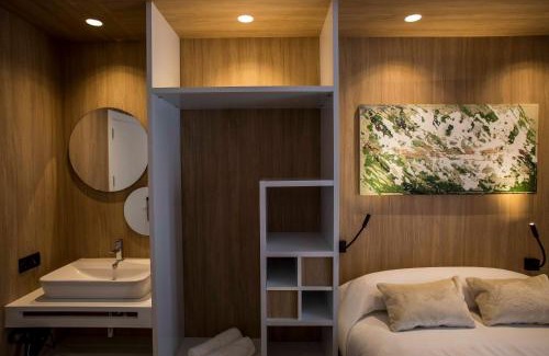 San Roque House | Relax at Hostal Sevilla Santa Justa - Adults Only Retreat